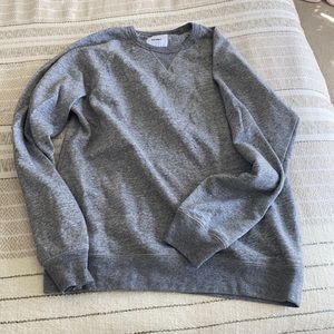 Old Navy heather gray sweatshirt